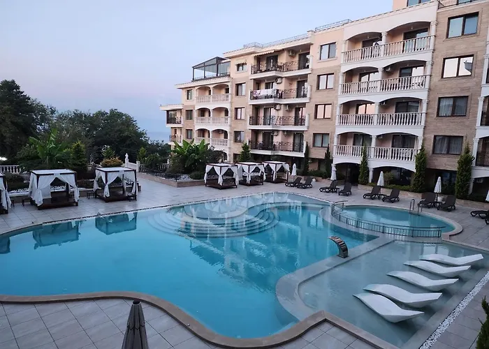 Valencia Gardens Lux 4 Per. 公寓