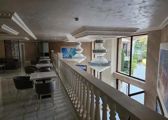 公寓 Valencia Gardens Lux 4 Per. 内塞伯尔