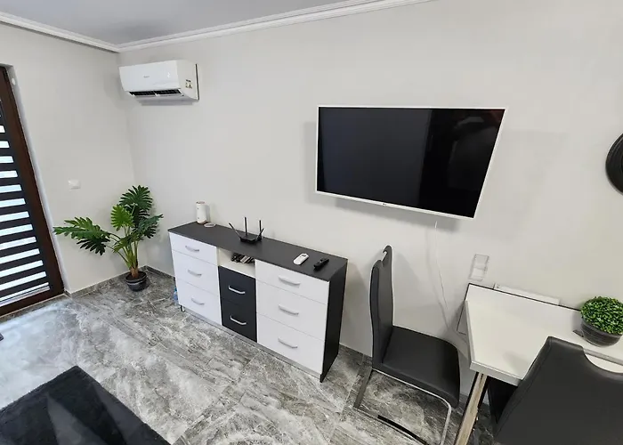 Valencia Gardens Lux 4 Per.