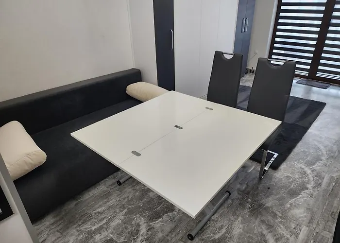 Daire Valencia Gardens Lux 4 Per. Misivri