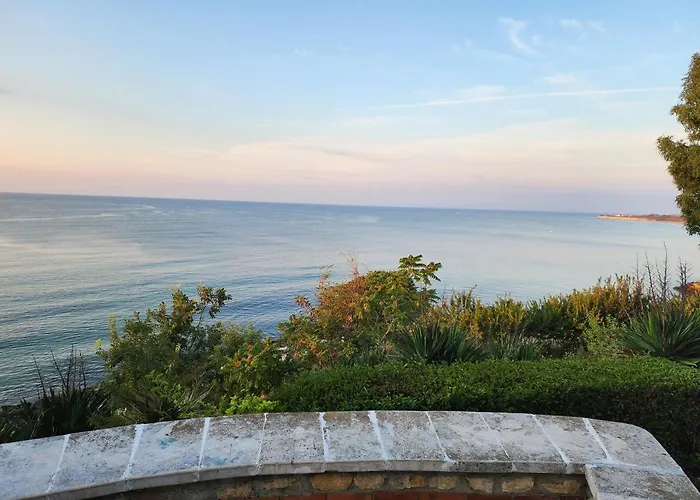 Daire Valencia Gardens Lux 4 Per. *