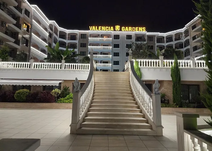 Daire Valencia Gardens Lux 4 Per. Misivri
